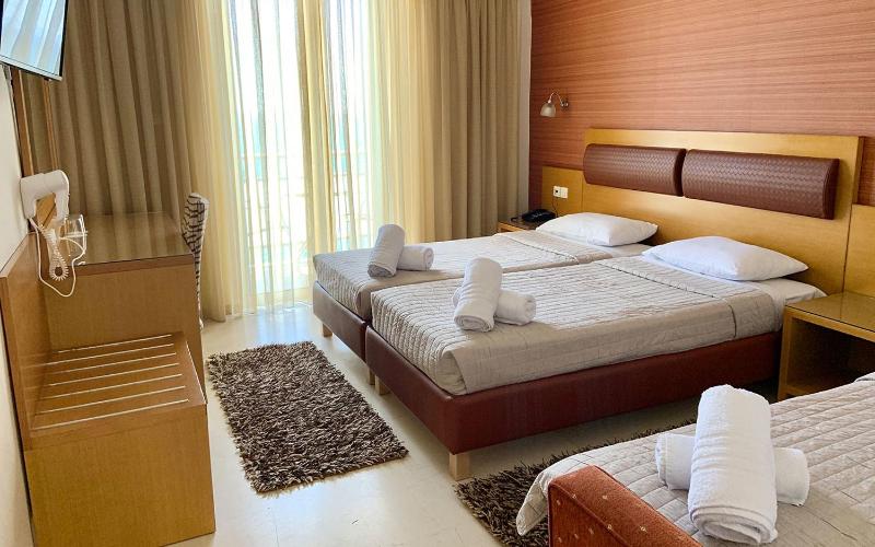 Triple Room image 4