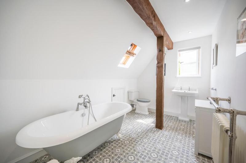 Hollybank Cottage Ufford - image 32
