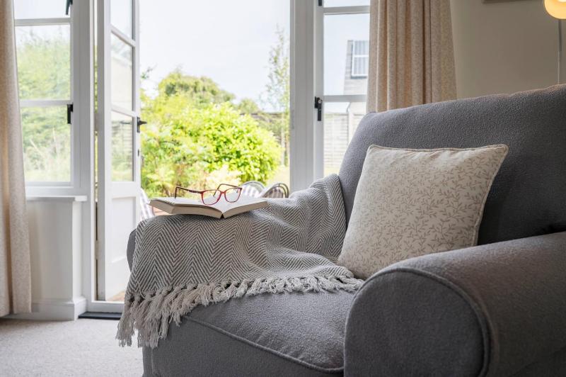 Hollybank Cottage Ufford - image 26