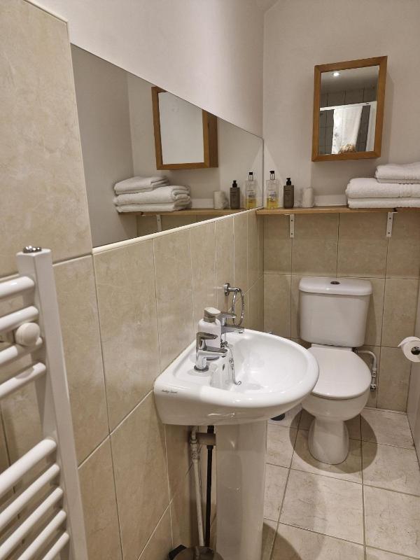 Deluxe Double Room image 2