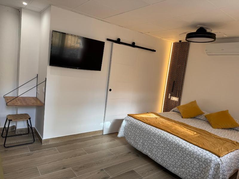 Superior Double Room image 4