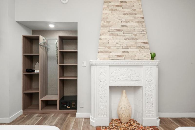 Double Queen Jr Suite image 4
