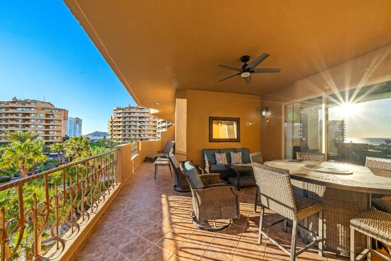 Bella Sirena 2BR 2BA 3rd Floor Ocean View B301 - image 20