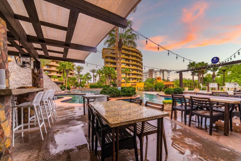 Bella Sirena 2BR 2BA 3rd Floor Ocean View B301 - image 5