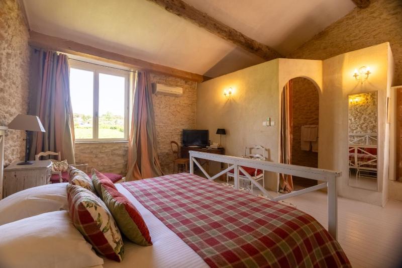 Superior Double Room image 3