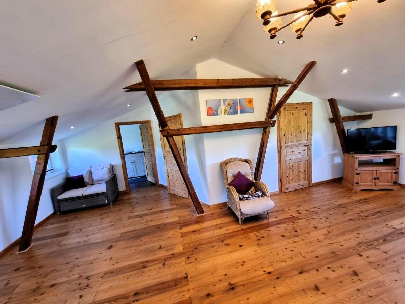 Pugholz Suite - image 8