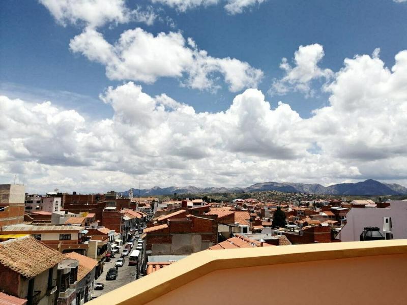 Confortable casa céntrica con terraza - image 11