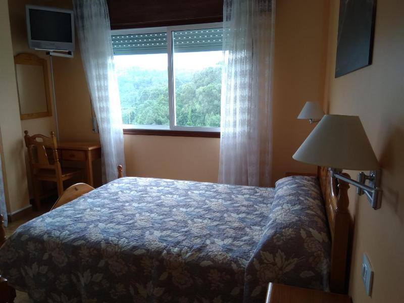 Double Room with Private Bathroom image 4