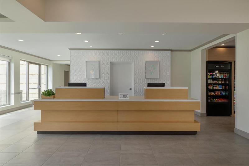 Hilton Garden Inn Cleveland Airport - image 11
