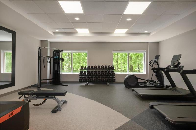 Hilton Garden Inn Cleveland Airport - image 23
