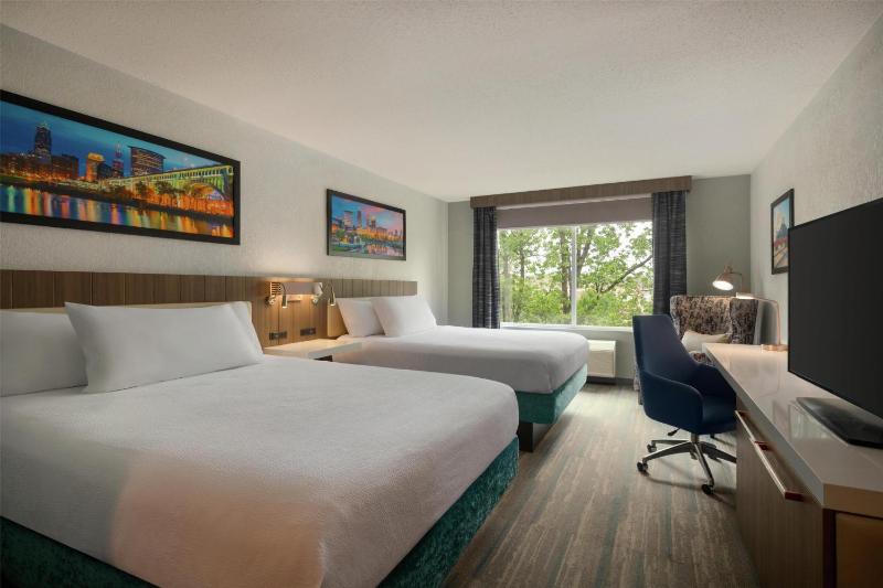 Hilton Garden Inn Cleveland Airport - image 29