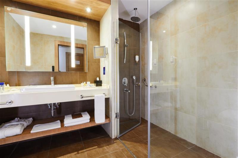 Junior Suite image 3