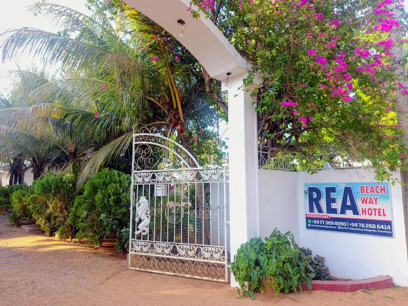 Rea Beach Way Hotel - image 27