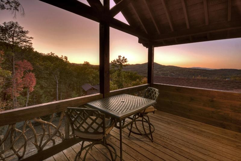 View-Topia STUNNING VIEWS - Hot tub - Gameroom - image 20