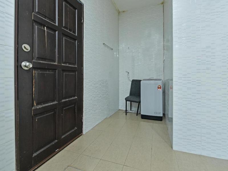 OYO Home 90584 Dz Homestay Bukit Setongkol - image 2