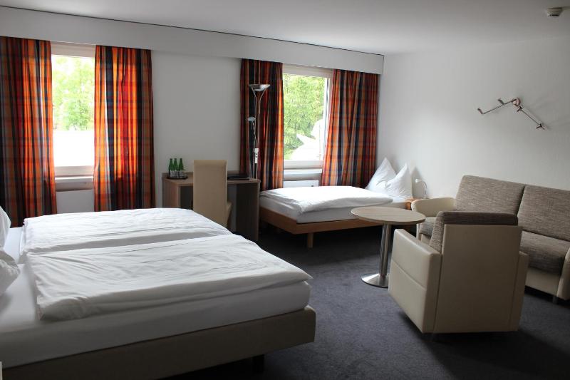 Triple Room image 2