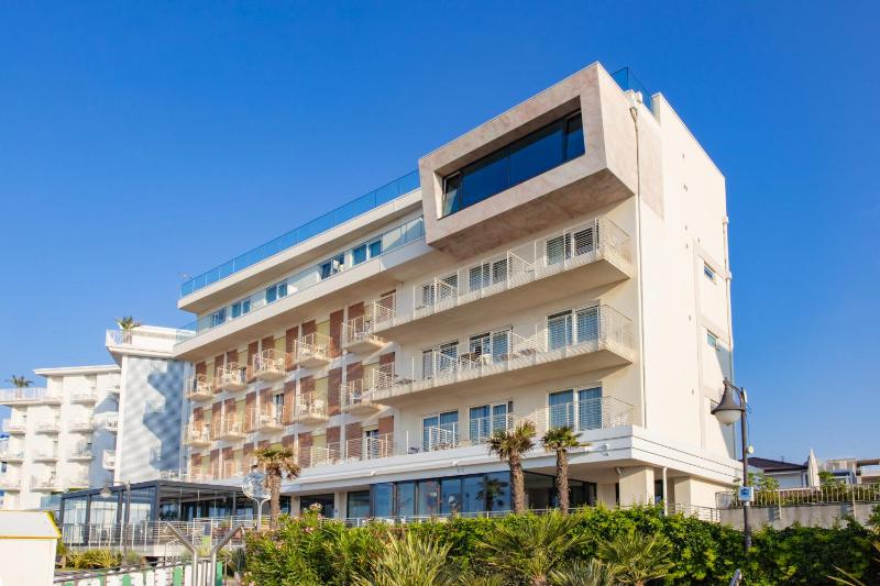 Hotel Ariston - image 40