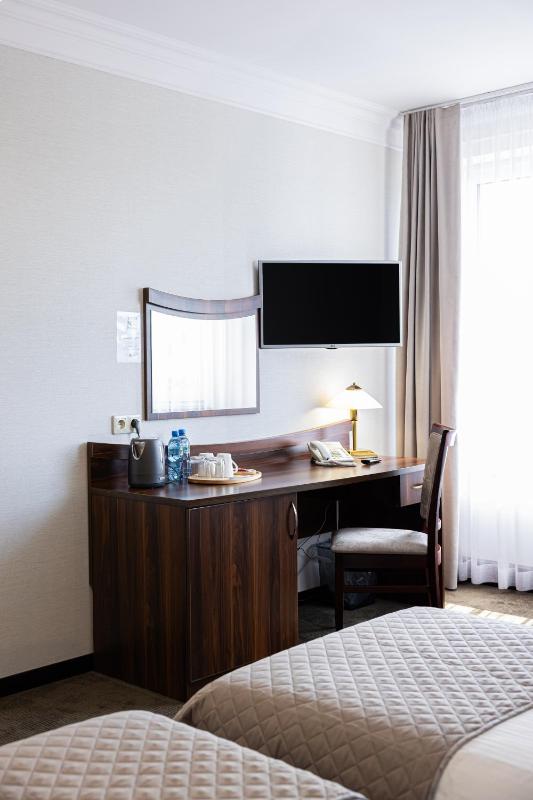 Double Room image 1