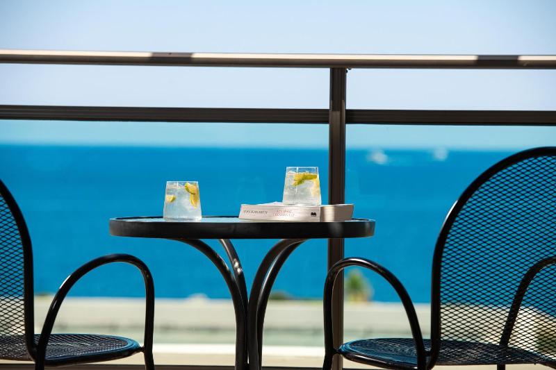 Junior Suite with Sea View image 1