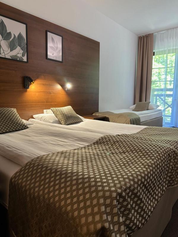 Basic Triple Room image 1