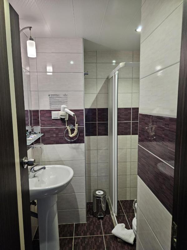 Standard Triple Room image 1