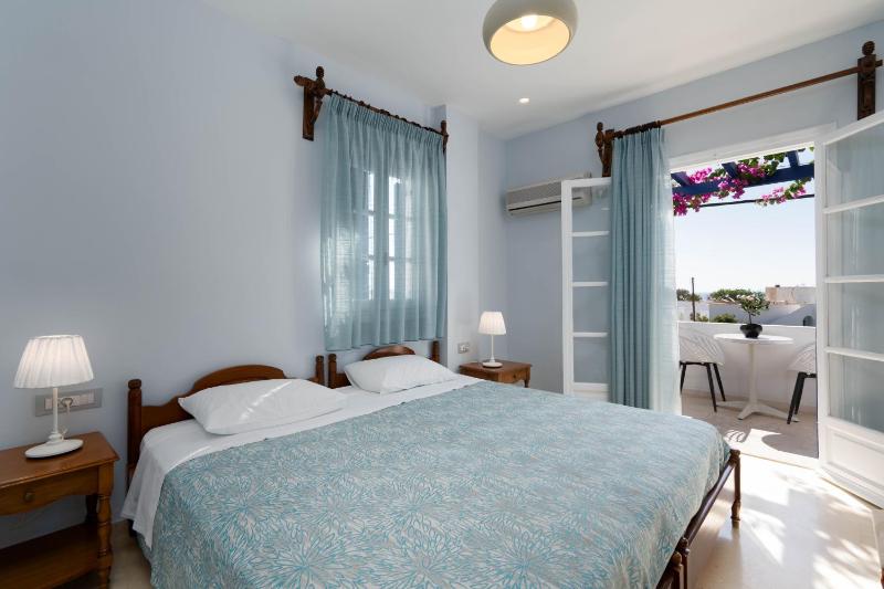 Double or Twin Room image 4