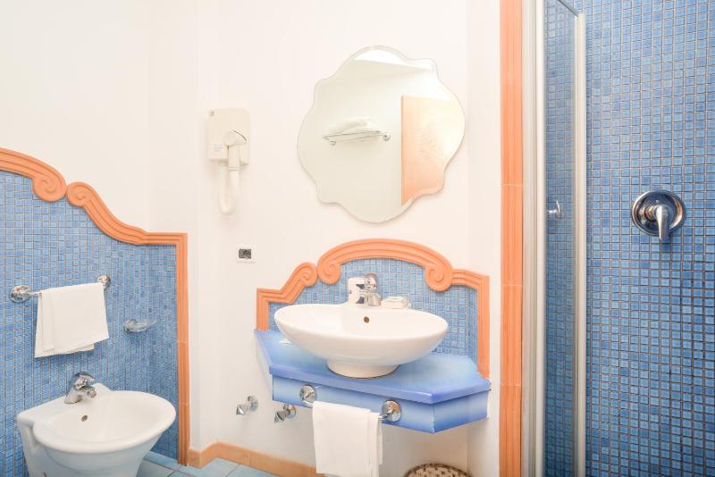 Double Room with Terrace image 2