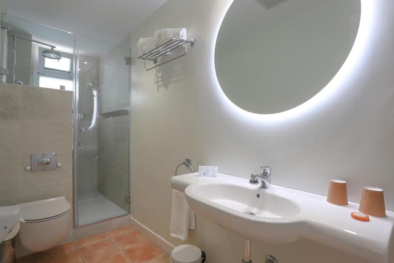 Double Room with Parking image 1