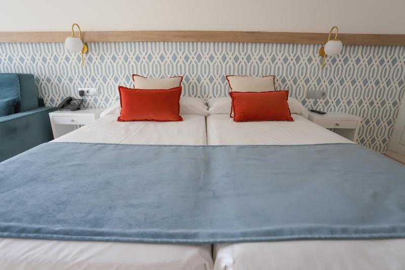 Triple Room with Parking image 1