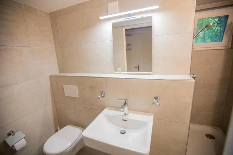 Deluxe Double Room with Balcony and Lake View image 2
