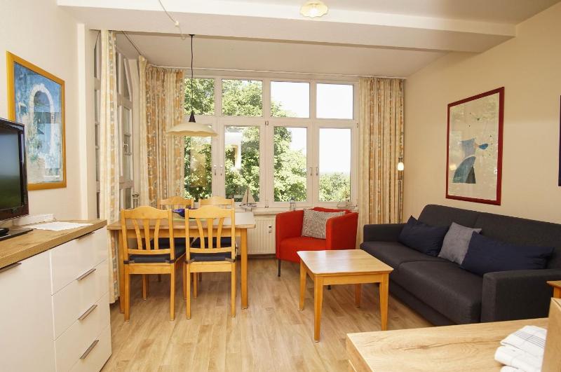 Strandresidenz Brandenburg Ferienwohnung 31 mit Sauna- und Schwimmbadnutzung im AHOI Sellin - image 13