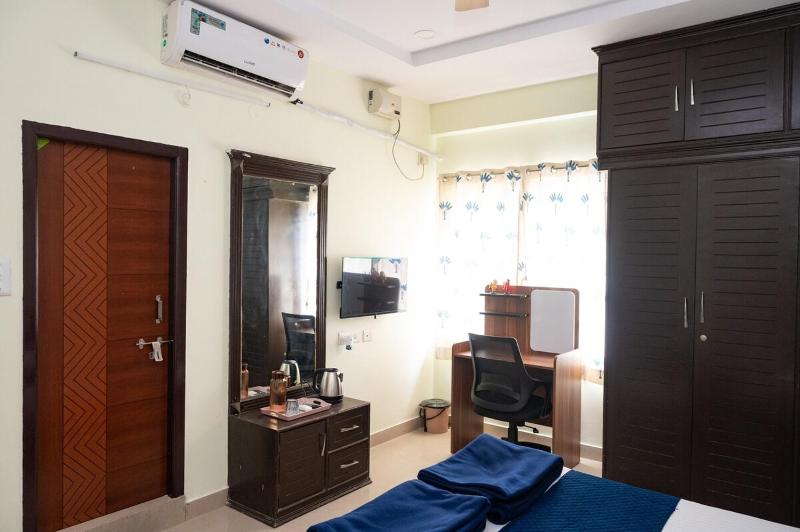 3 BHK Apartment in Gachibowli near Delloite AIG - image 16
