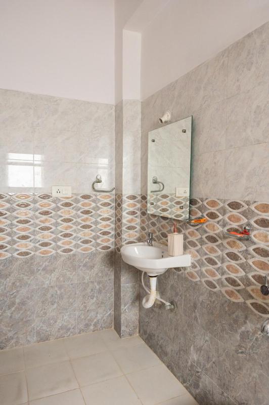 3 BHK Apartment in Gachibowli near Delloite AIG - image 12