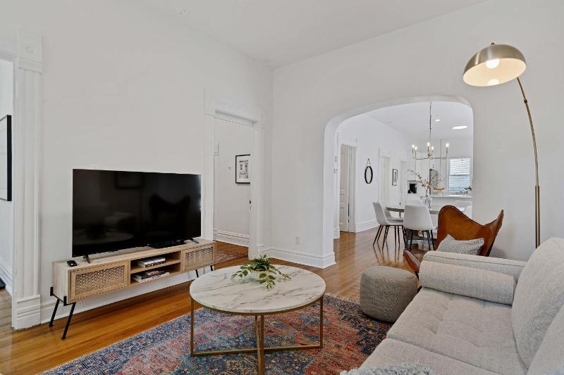 Newly Updated Vintage 6 Bedroom Single Family Home home - image 12