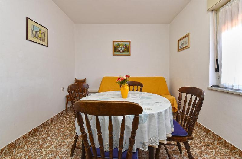 Apartment image 2