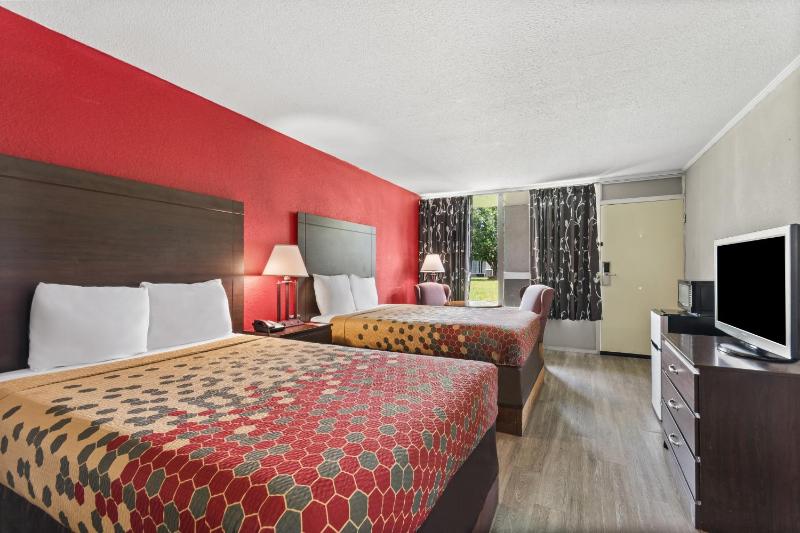 Double Room image 1