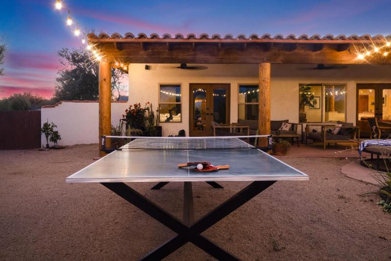 Grand Desert Getaway with Pool and Peloton with Sonos and Office - image 16
