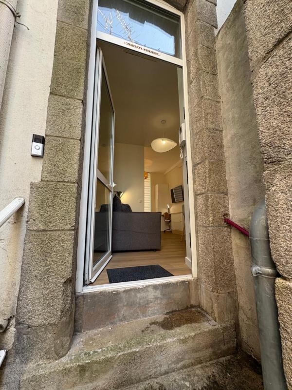 TiBZH : Vannes downtown Private entrance - image 17