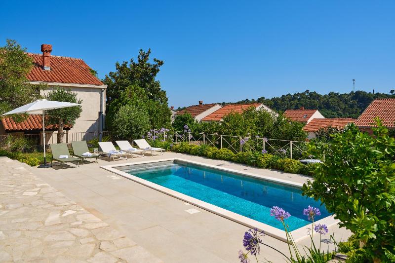 Hedera Estate Villa Hedera XVIII - image 7