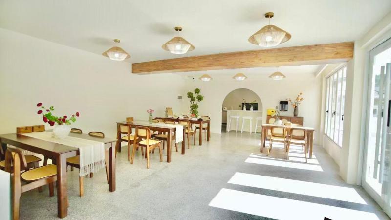 Book NOW & Chat Wake in MountainFree ShuttleAside National Park Combo Stay in Tianmen city center English Speaking Assistant - image 9