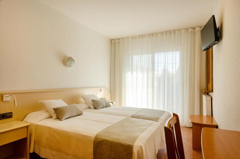 Double or Twin Room image 1