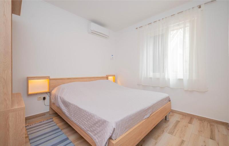 Apartments Zecic - image 13