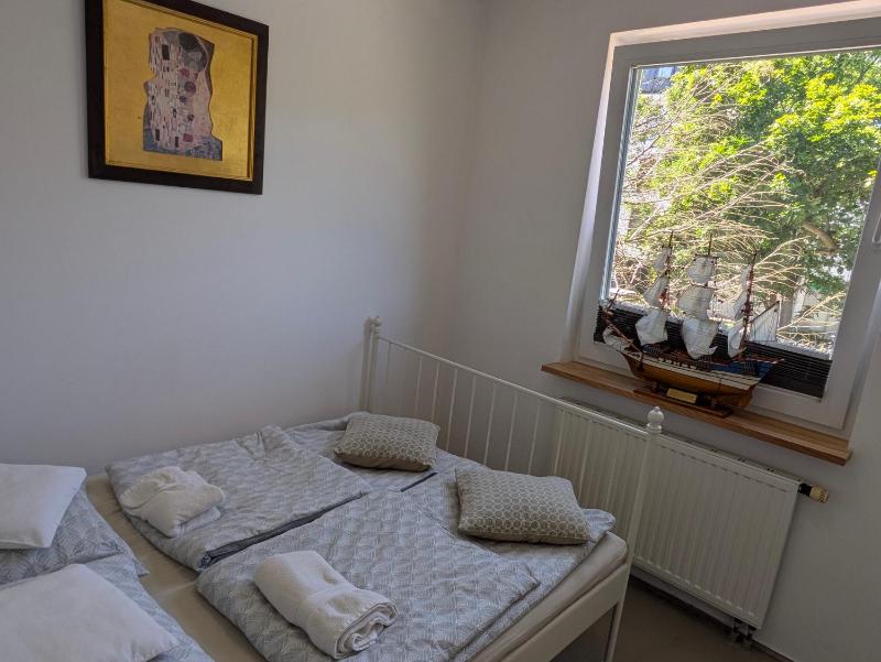 Apartment image 3
