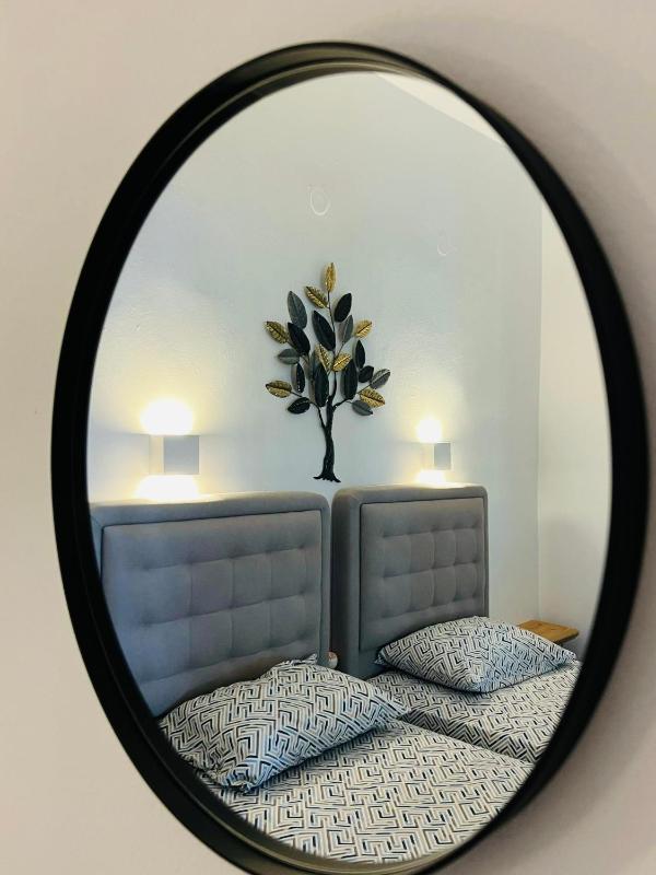 Two-Bedroom Apartment with Balcony image 1
