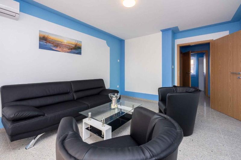 Apartment in Novi Vinodolski 39370 - image 12