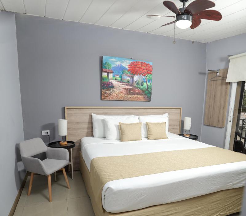 Hotel Los Altos Express 