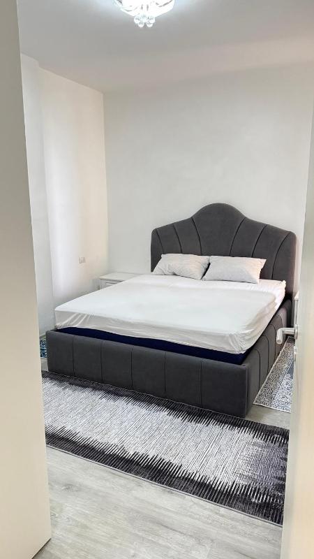 Seaview Apartment - image 6