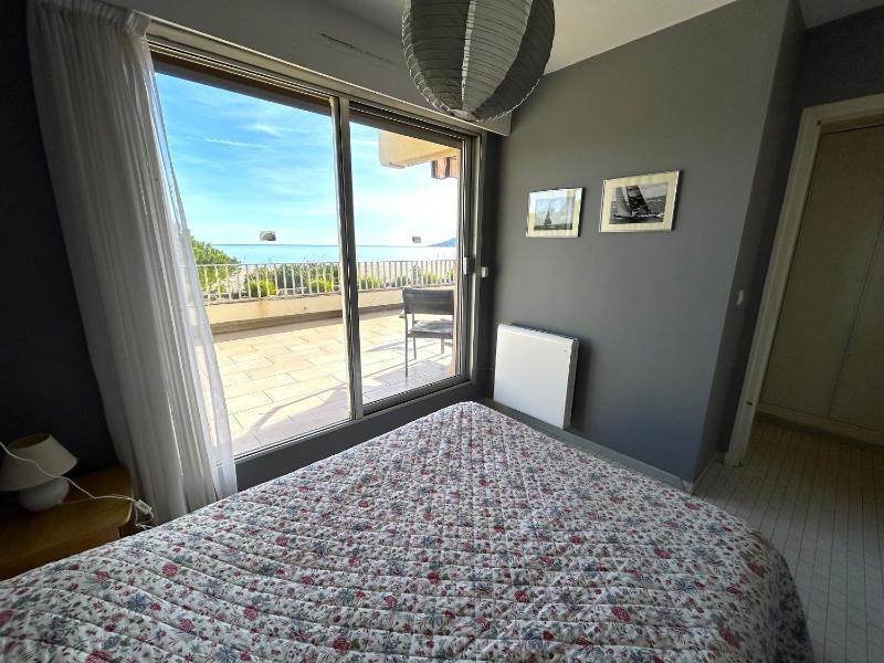 Appartement tout équipé face à la mer avec parking - FR-1-837-41 - image 6