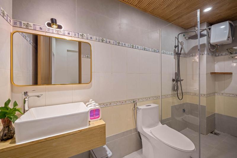 Serenity Villa - Near My Khe Beach & City Center by The Key - image 16
