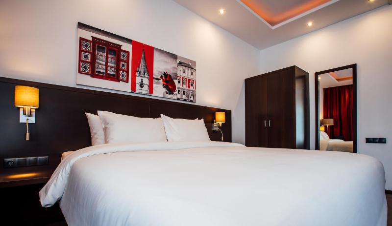 Superior Double Room image 1